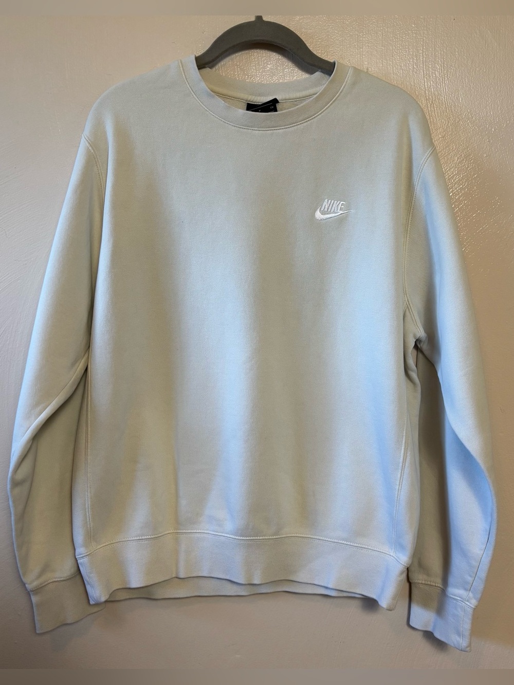 Nike Men's Sweatshirt Crewneck Long Sleeve Swoosh Oatmeal Cream Beige Size Small
